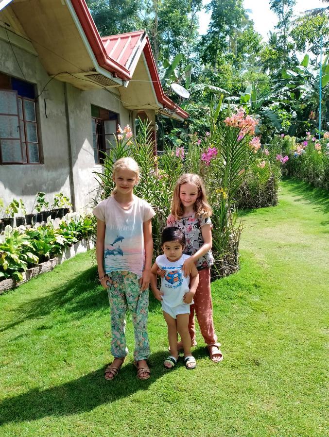 Lhoyjean Garden Hostel Batuan Eksteriør billede