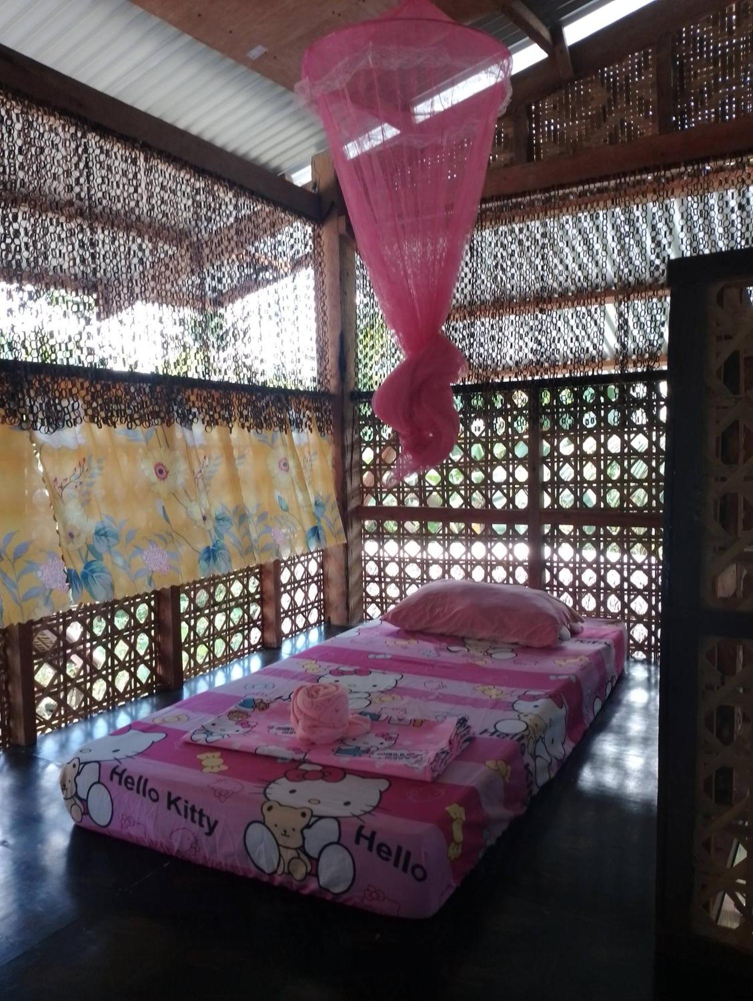 Lhoyjean Garden Hostel Batuan Værelse billede
